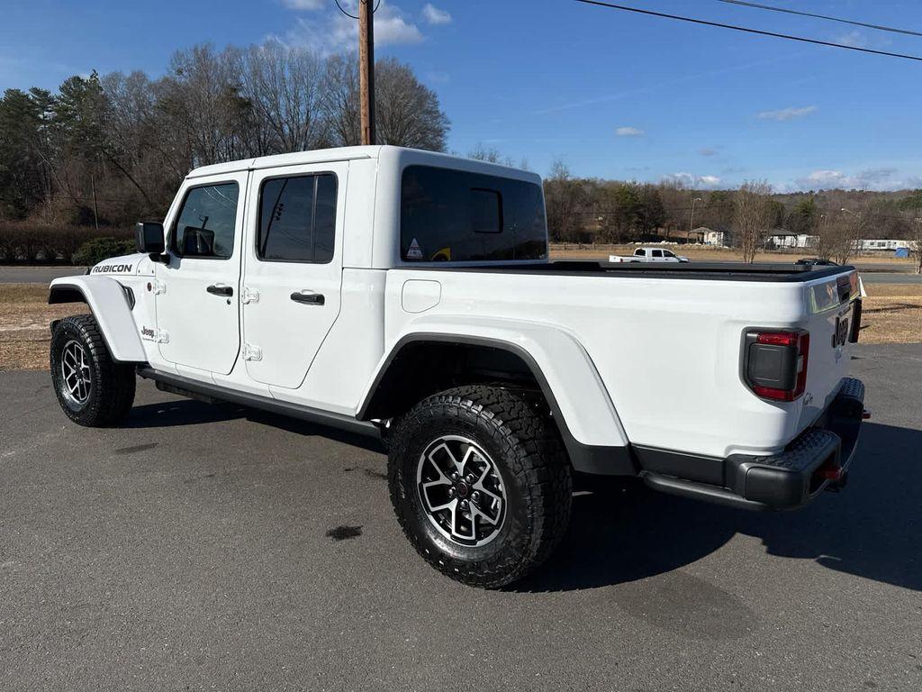 new 2026 Jeep Gladiator car, priced at $59,667