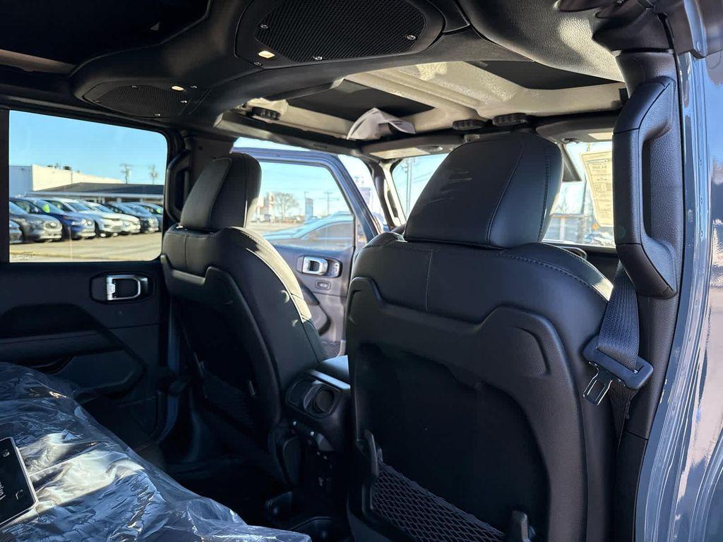 new 2026 Jeep Gladiator car, priced at $57,897