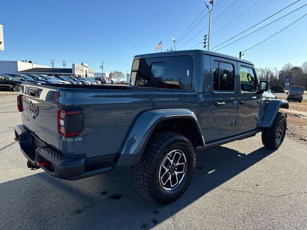 new 2026 Jeep Gladiator car, priced at $57,897