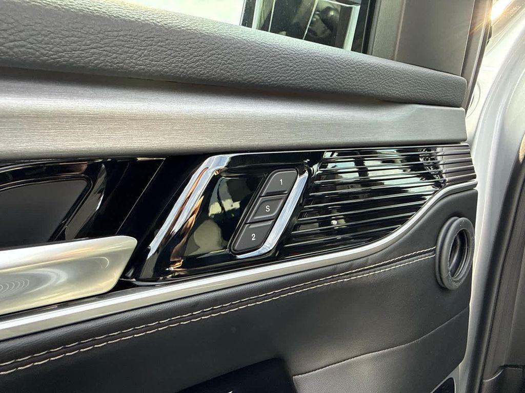 new 2026 Jeep Grand Wagoneer car, priced at $74,395