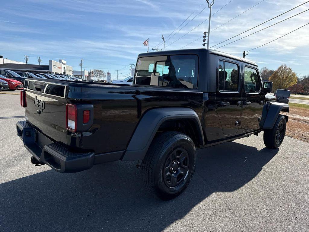 new 2026 Jeep Gladiator car, priced at $42,984