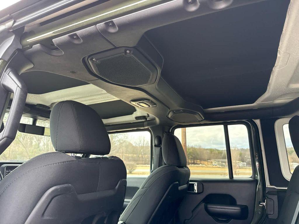 used 2021 Jeep Wrangler Unlimited car, priced at $32,999