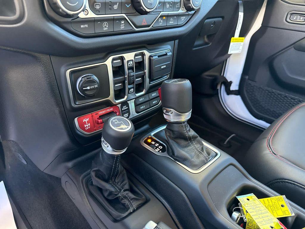 new 2026 Jeep Gladiator car, priced at $57,897