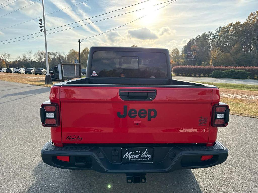 new 2026 Jeep Gladiator car, priced at $51,567