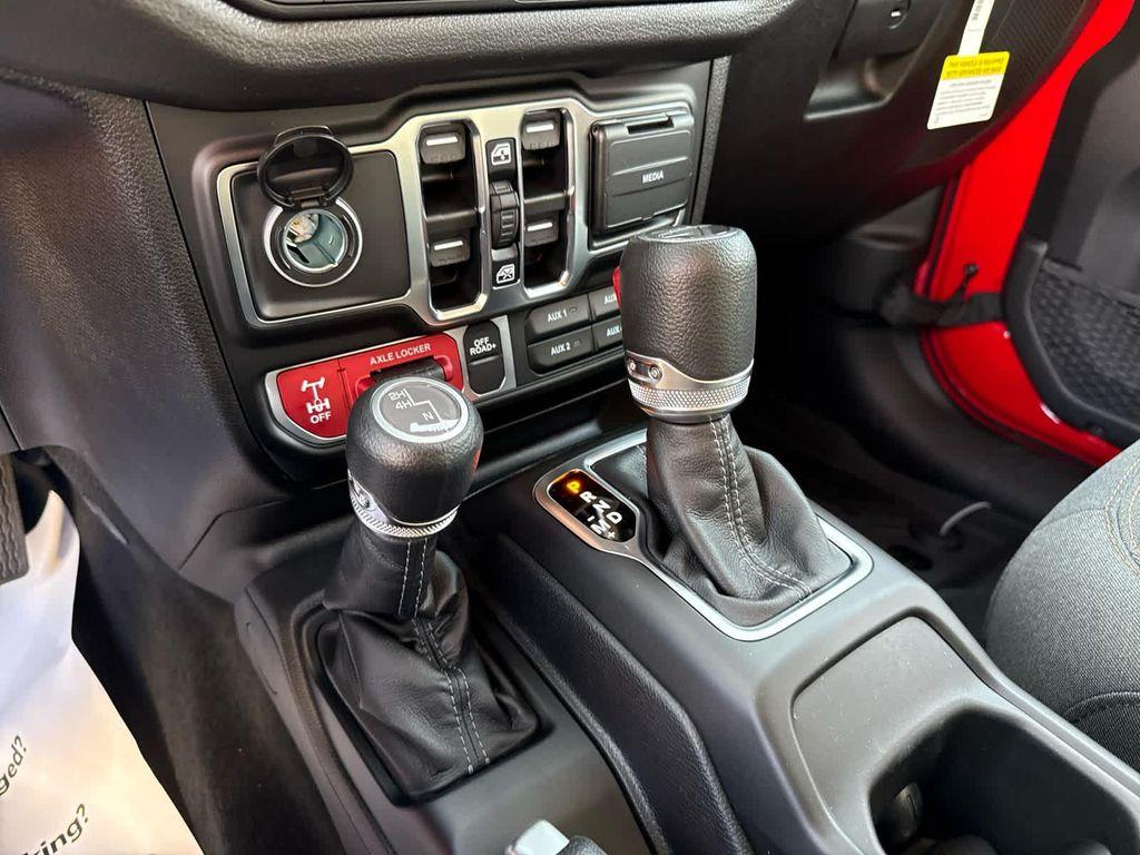 new 2026 Jeep Gladiator car, priced at $51,567