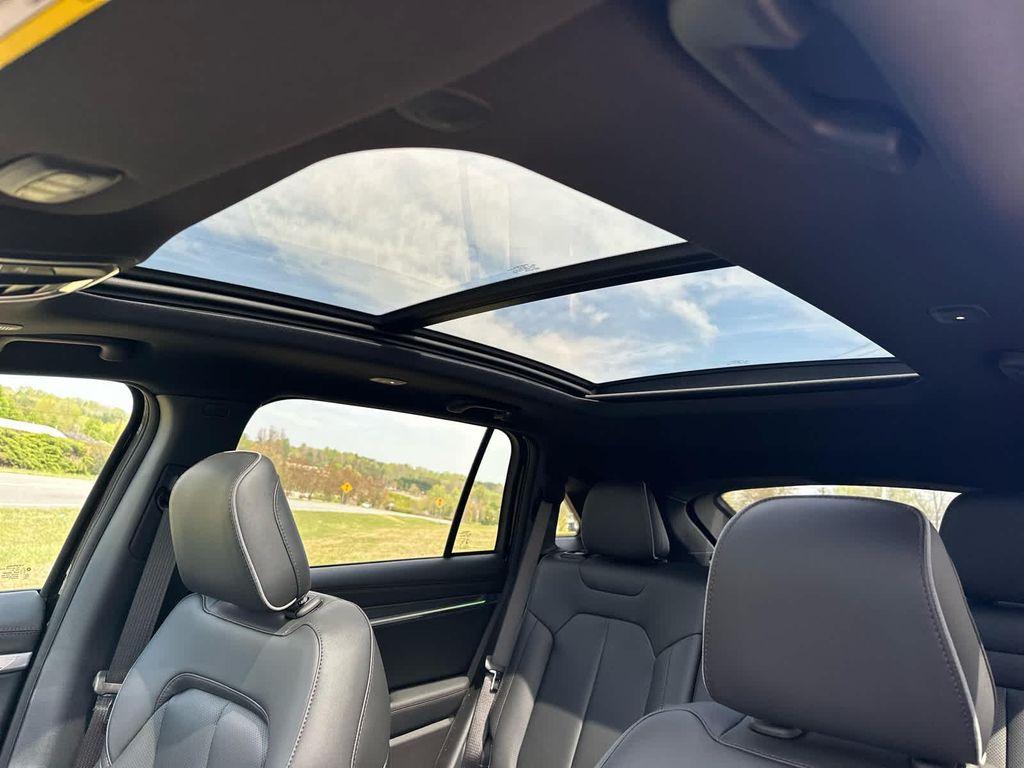 new 2025 Jeep Wagoneer S car, priced at $58,447