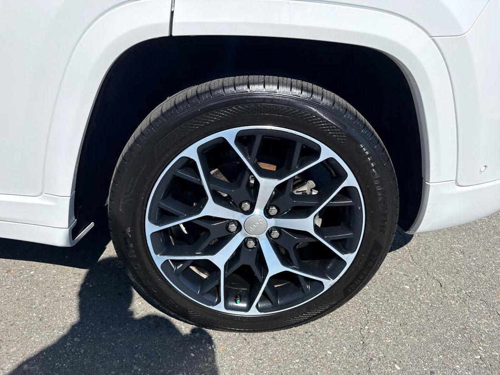 used 2022 Jeep Grand Cherokee 4xe car, priced at $36,096
