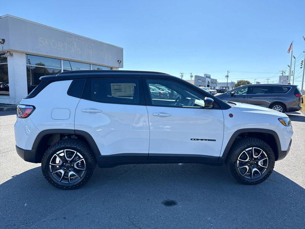 new 2026 Jeep Compass car, priced at $36,289