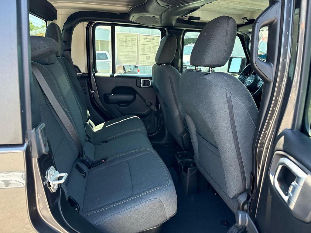 used 2024 Jeep Gladiator car, priced at $37,596
