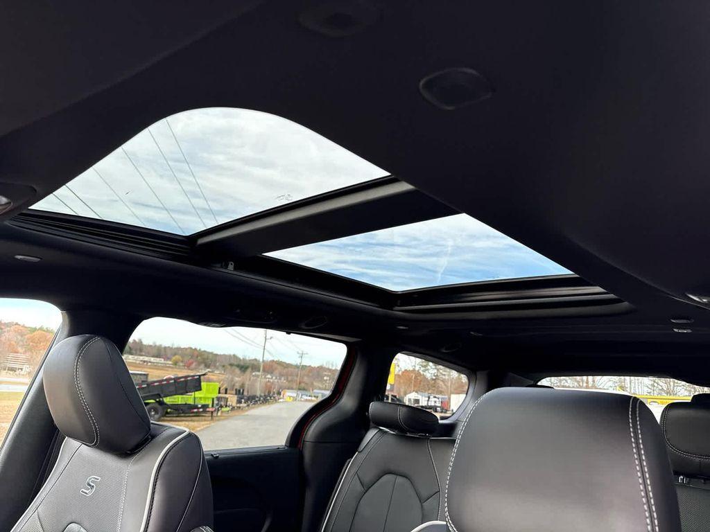 new 2026 Chrysler Pacifica car, priced at $49,897