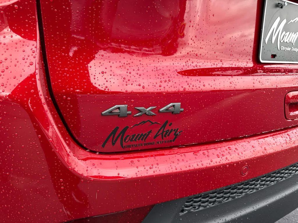 new 2026 Jeep Compass car, priced at $33,998