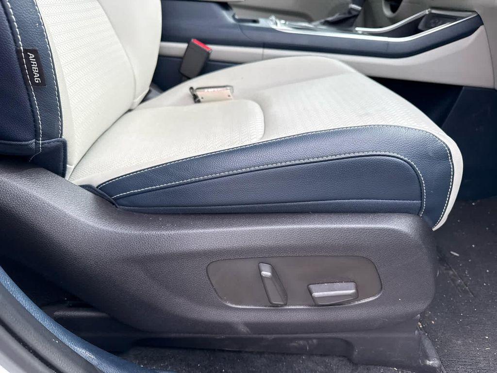 used 2025 Kia Carnival car, priced at $44,999