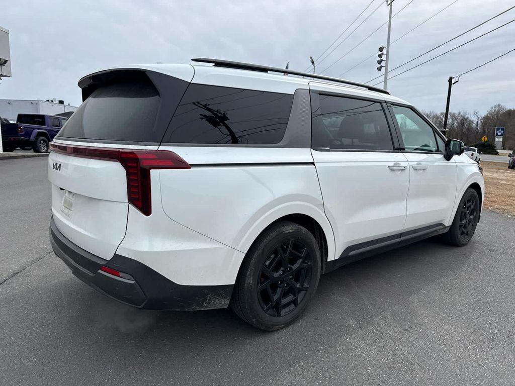 used 2025 Kia Carnival car, priced at $44,999
