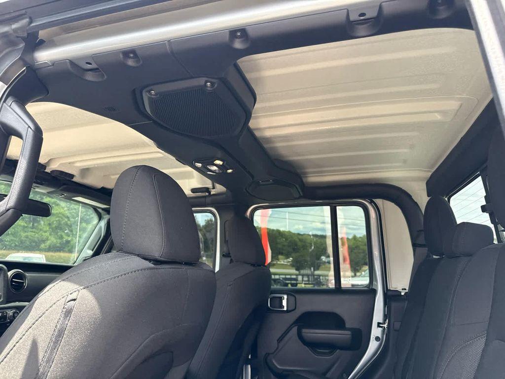 used 2023 Jeep Gladiator car, priced at $34,798