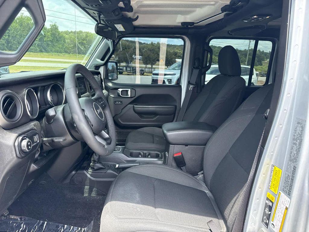used 2023 Jeep Gladiator car, priced at $34,798
