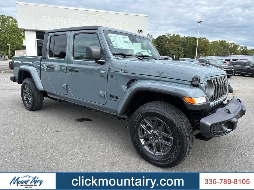 new 2025 Jeep Gladiator car, priced at $47,987