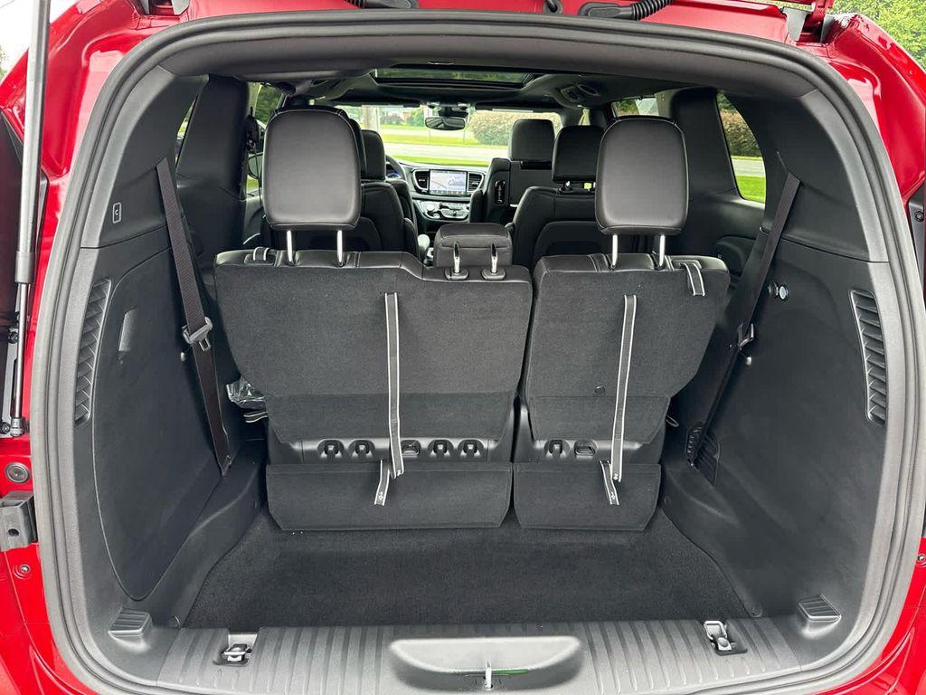 new 2026 Chrysler Pacifica car, priced at $44,987