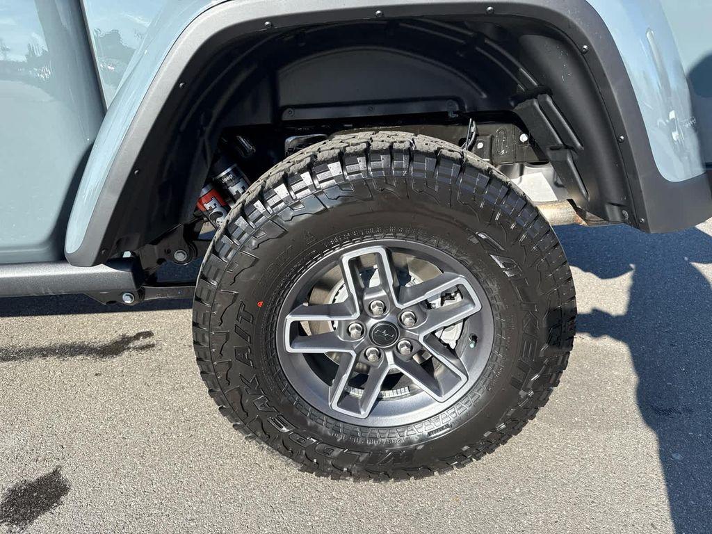 new 2026 Jeep Gladiator car, priced at $57,987