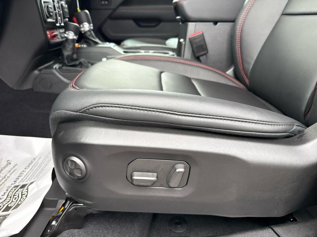 new 2026 Jeep Wrangler car, priced at $62,698