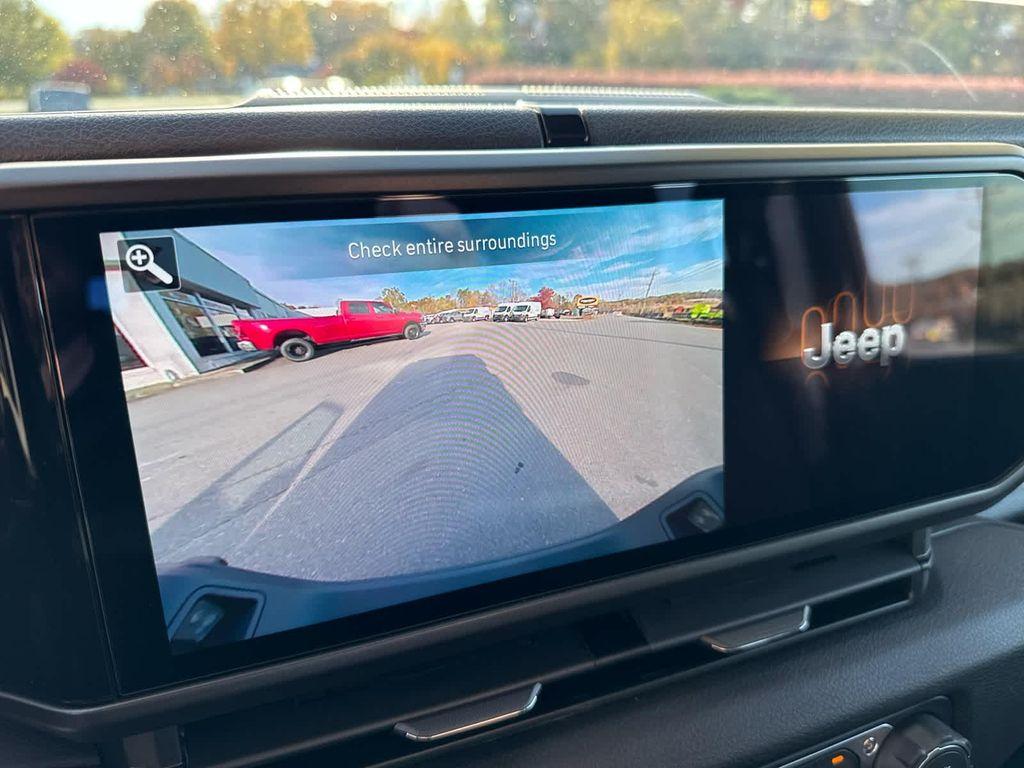 new 2026 Jeep Gladiator car, priced at $52,987