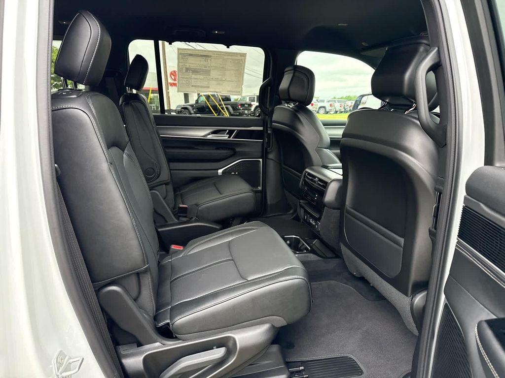 new 2026 Jeep Grand Wagoneer car, priced at $75,786