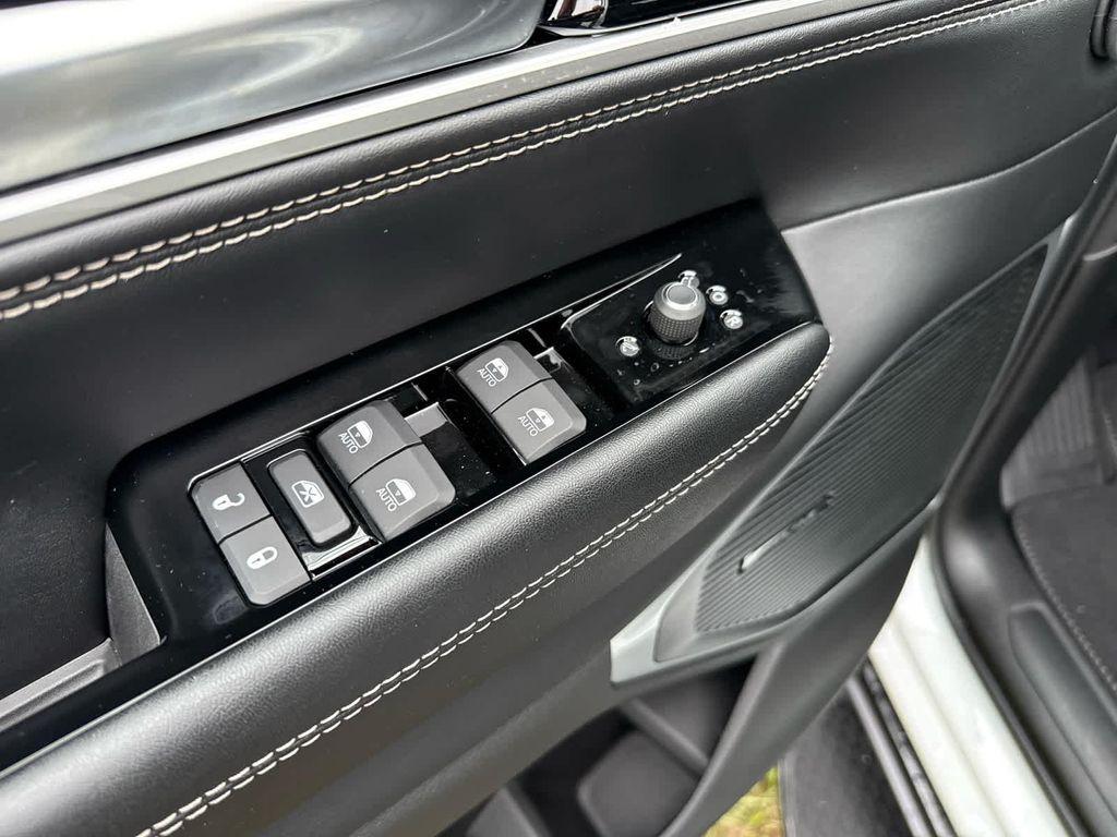 new 2026 Jeep Grand Wagoneer car, priced at $75,786