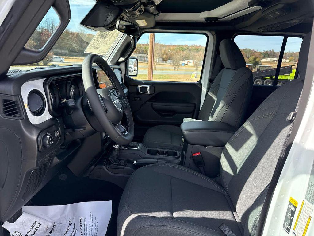 new 2026 Jeep Gladiator car, priced at $49,897