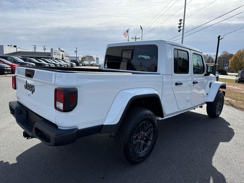 new 2026 Jeep Gladiator car, priced at $49,897
