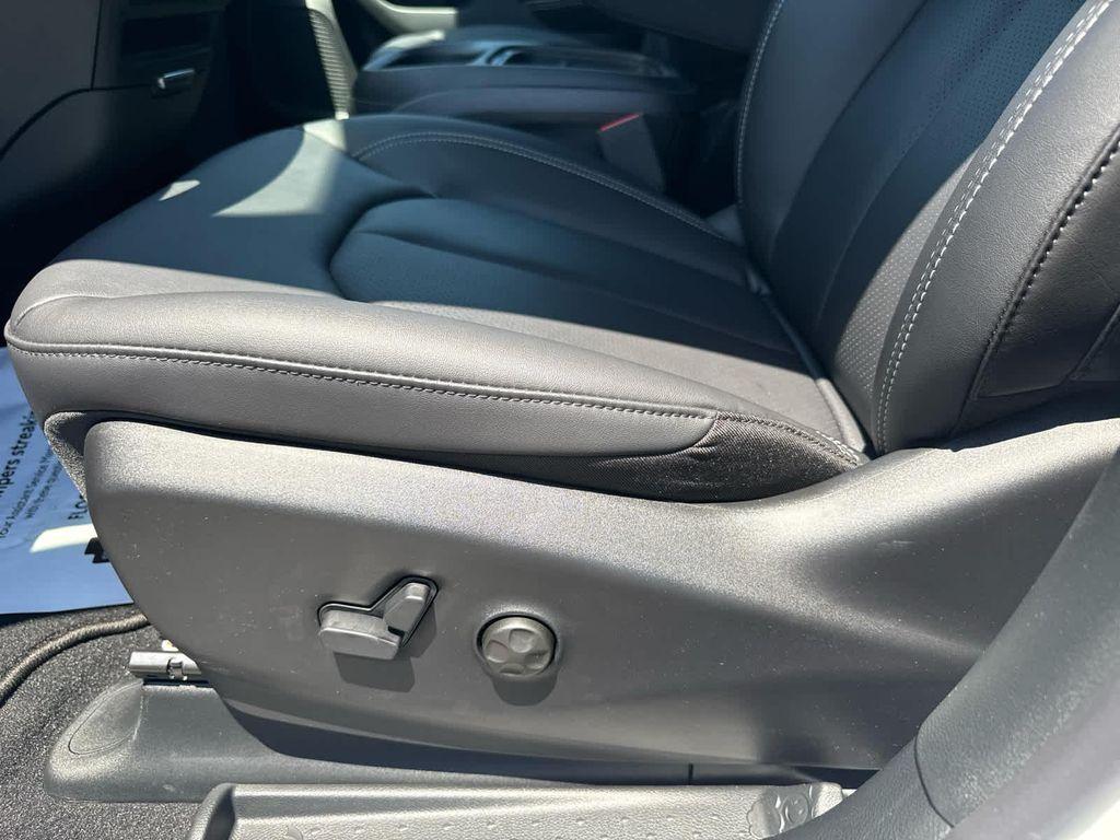 new 2027 Chrysler Pacifica car, priced at $46,578