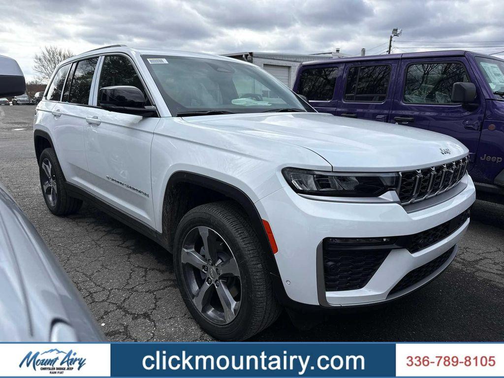new 2026 Jeep Grand Cherokee car, priced at $52,180