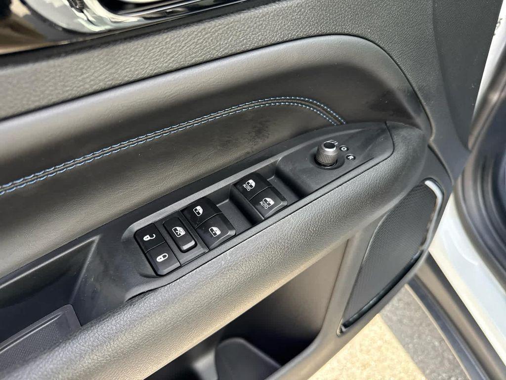 new 2026 Jeep Compass car, priced at $33,876