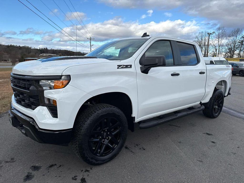 used 2024 Chevrolet Silverado 1500 car, priced at $40,697
