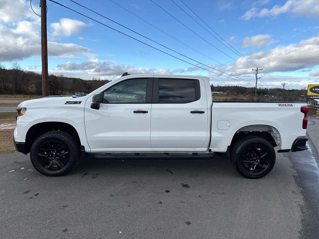used 2024 Chevrolet Silverado 1500 car, priced at $40,697