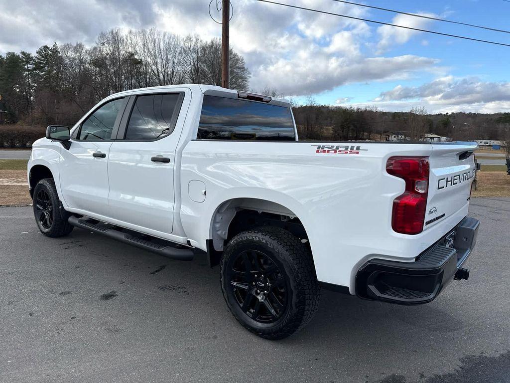 used 2024 Chevrolet Silverado 1500 car, priced at $40,697