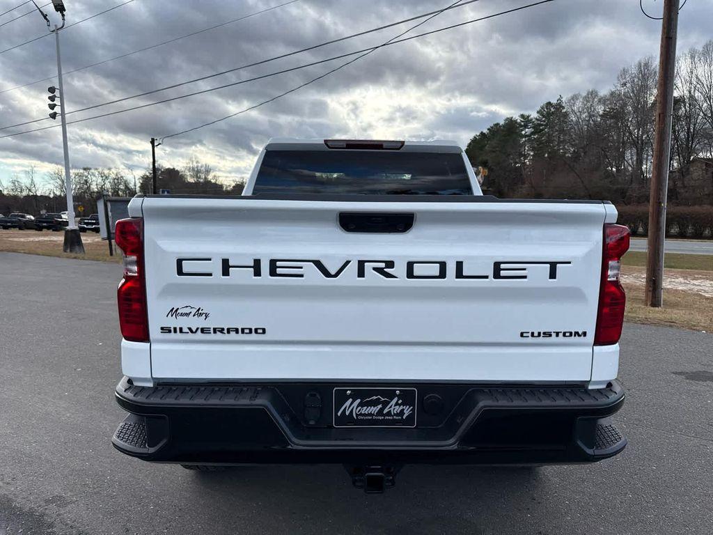 used 2024 Chevrolet Silverado 1500 car, priced at $40,697