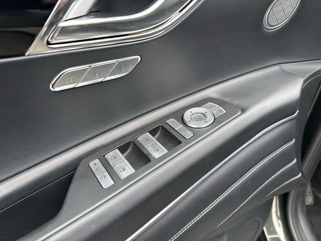 used 2025 Genesis GV80 car, priced at $41,999