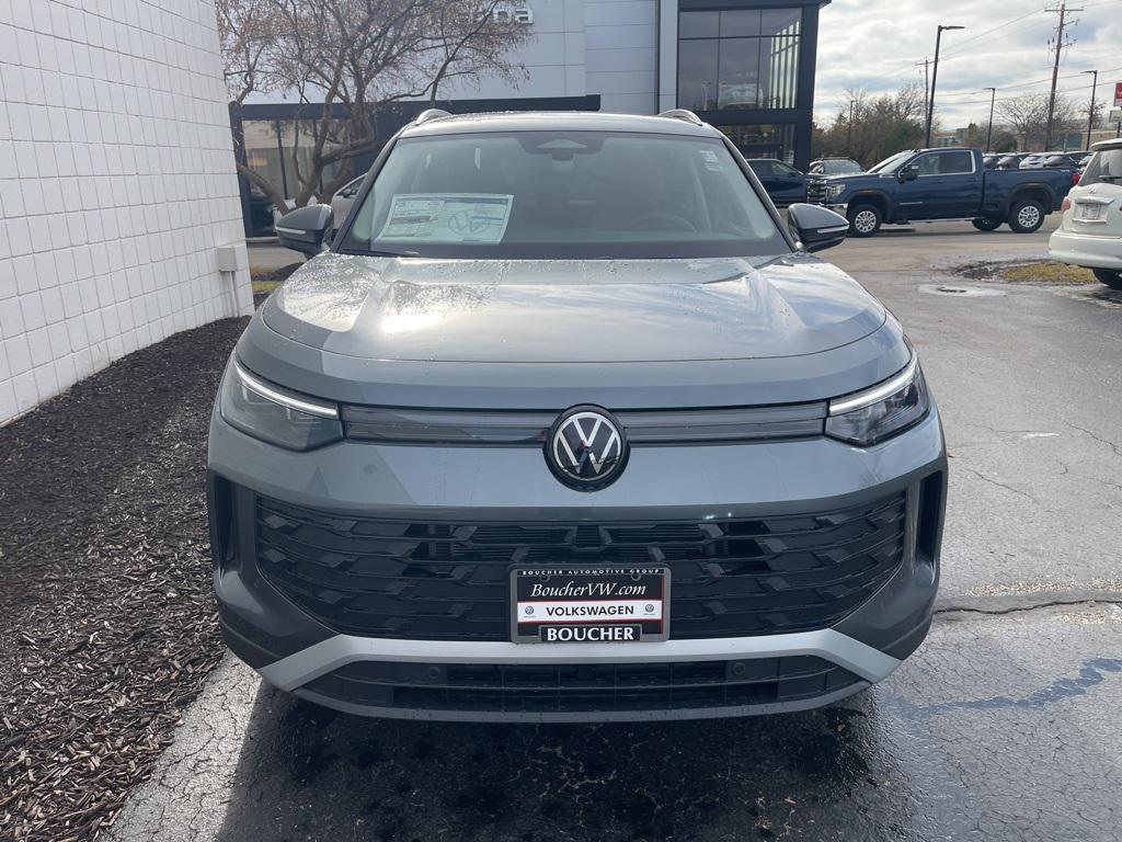 new 2026 Volkswagen Tiguan car, priced at $32,295
