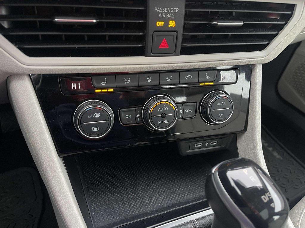 used 2023 Volkswagen Jetta car, priced at $18,613