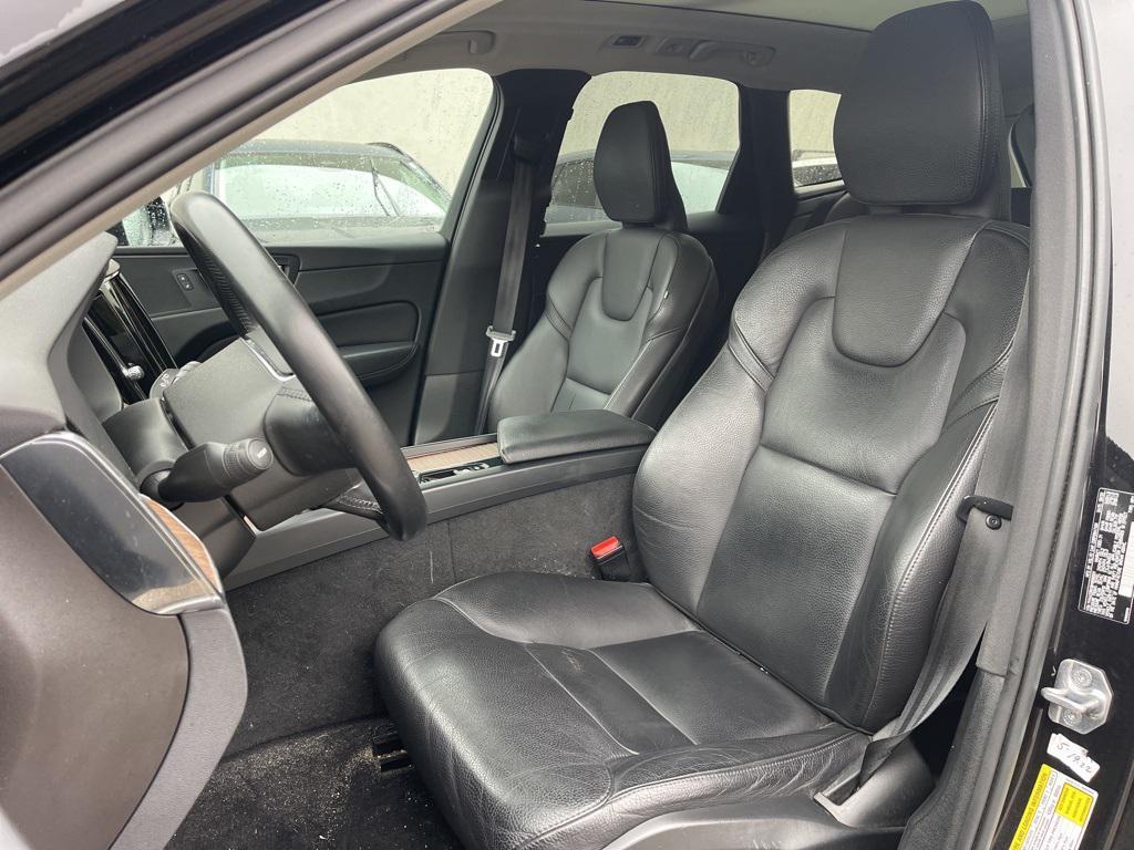 used 2021 Volvo XC60 car, priced at $21,950