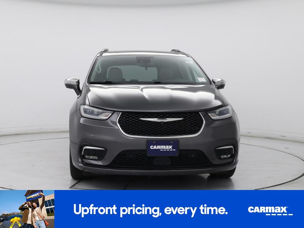 used 2021 Chrysler Pacifica car, priced at $27,998