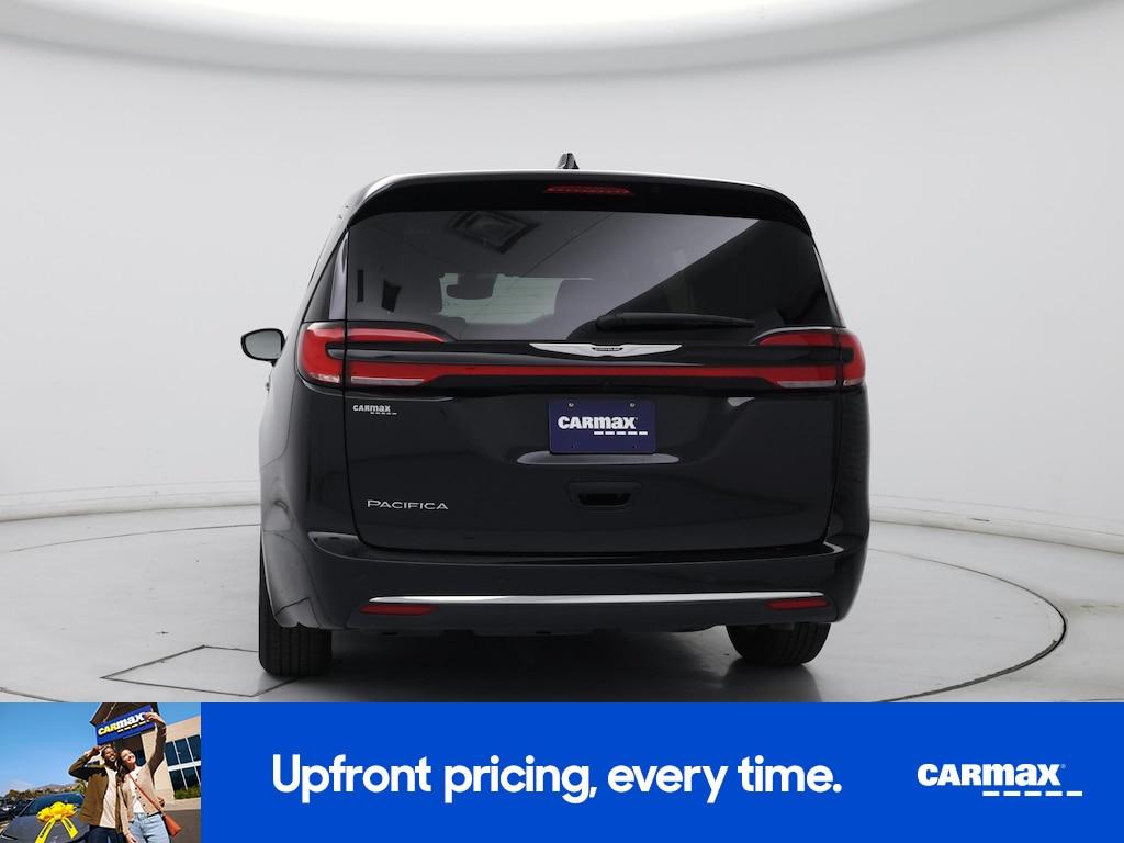 used 2025 Chrysler Pacifica car, priced at $28,998