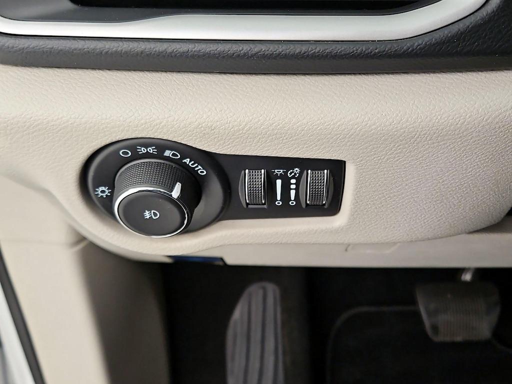 used 2022 Chrysler Pacifica car, priced at $22,998