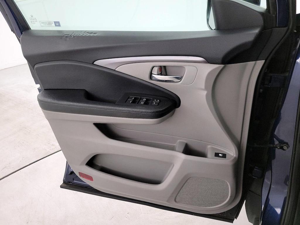 used 2016 Honda Pilot car, priced at $15,998
