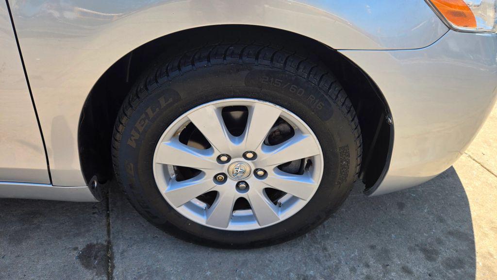 used 2007 Toyota Camry car, priced at $13,990