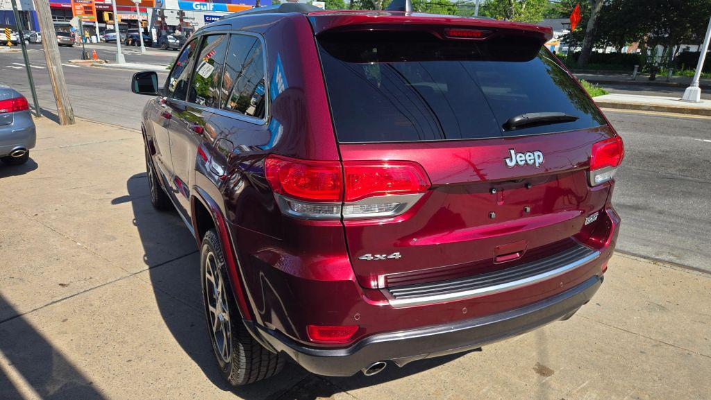 used 2018 Jeep Grand Cherokee car