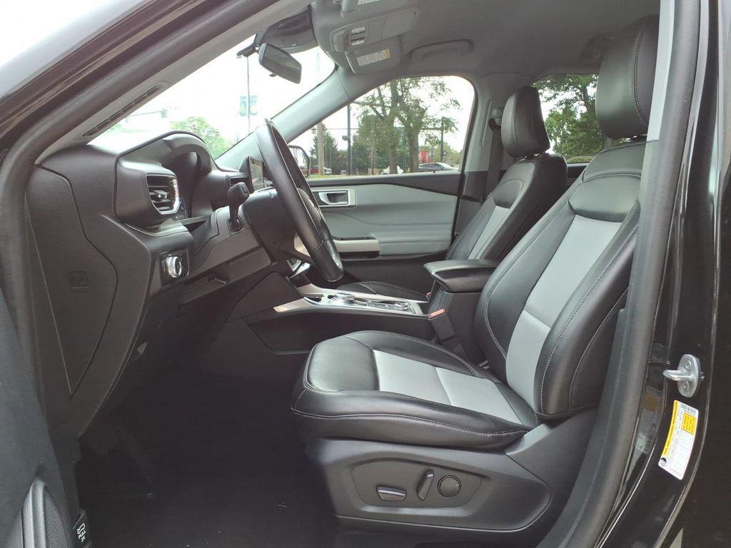 used 2023 Ford Explorer car, priced at $33,448