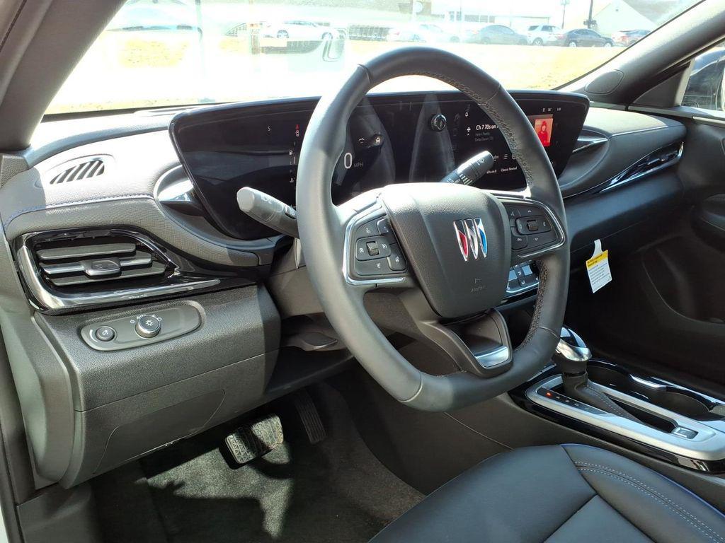 used 2025 Buick Envista car, priced at $25,000