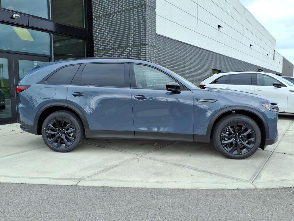 new 2026 Mazda CX-90 PHEV car, priced at $56,651