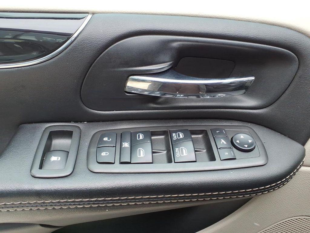 used 2014 Chrysler Town & Country car, priced at $7,000