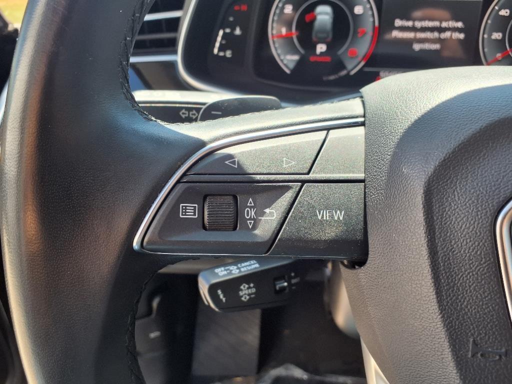 used 2023 Audi Q7 car, priced at $28,500